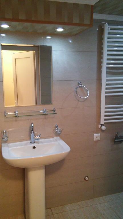 Tskaltubo Guest House On Mirian Mepe Εξωτερικό φωτογραφία